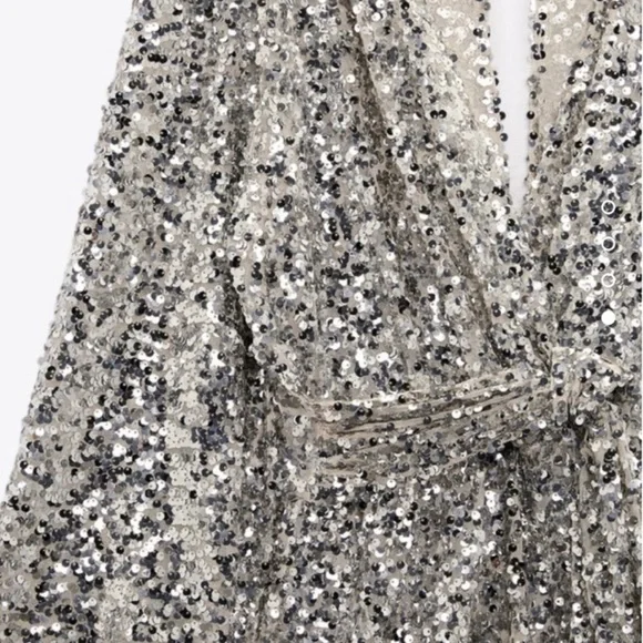 BNWT ZARA SEQUIN KNOTTED JUMPSUIT SZ MD - Picture 4 of 4